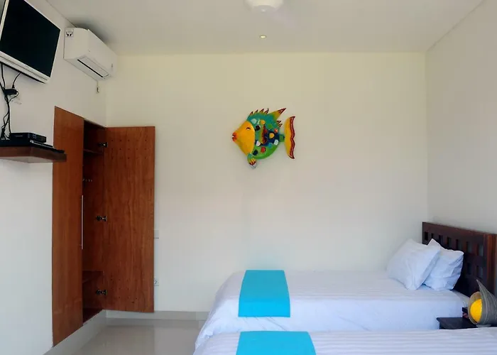 Pineapple 200 Mtrs From Villa *